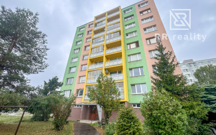 PREDANÉ - 4 izb. byt, Terasa - 73 m2