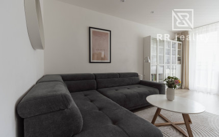 PREDANÉ - 3 izbový byt po kompletnej rekonštrukcii - Karpatská ul.