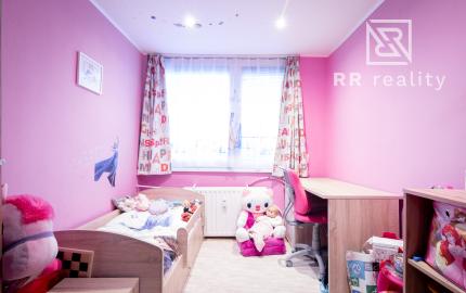 3-izbový pražský byt 71m2 + 6m loggia, MnB - Severná ul.