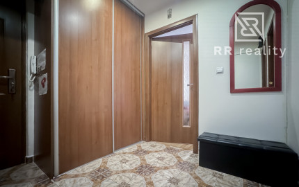 3-izbový pražský byt 71m2 + 6m loggia, MnB - Severná ul.