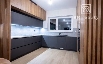 PREDANÉ - zariadený tehlový rodinný dom NOVÉ MOKRANCE