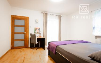 PREDANÉ - 6-izbový RD po rekonštrukcii v Rudníku na pozemku 1794m2