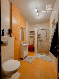 PREDANÉ - 6-izbový RD po rekonštrukcii v Rudníku na pozemku 1794m2