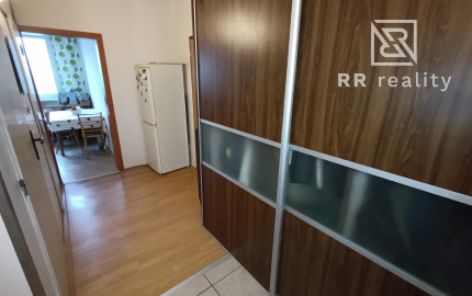 Na predaj 3 izbový byt v lokalite Košice – Ťahanovce.