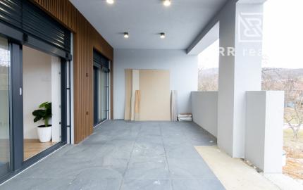 Luxusná moderná novostavba na kľúč - Nováčany 15 min od KE