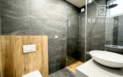 Luxusná moderná novostavba na kľúč - Nováčany 15 min od KE