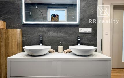 Luxusná moderná novostavba na kľúč - Nováčany 15 min od KE