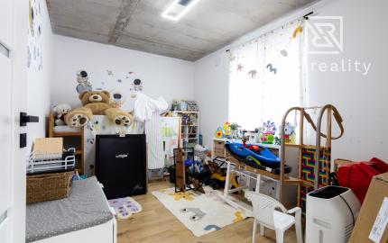 Luxusná moderná novostavba 4i RD - Cestice 14 min od KE