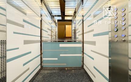 PREDANÉ - Na predaj 4i byt s loggiou, Terasa - Čapajevova