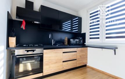 PREDANÉ - 1i byt s loggiou, 39m2 , Kompletná rekonštrukcia, Havanská