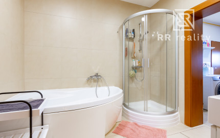 PEREŠ, Krompašská, PRÉMIOVÝ dom s dvojgarážou