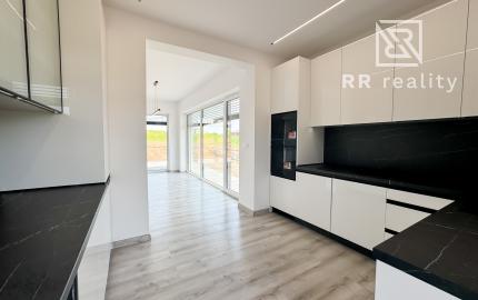 Zariadená luxusná moderná novostavba, Svinia, Prešov len 8km