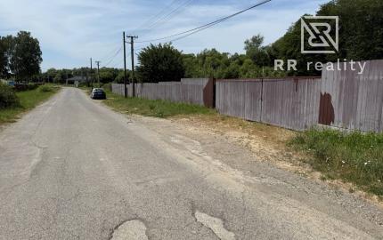 Stavebný pozemok Svinica 1335m2