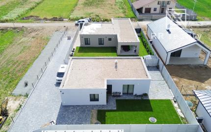 Luxusná moderná novostavba 4i RD - Cestice 14 min od KE