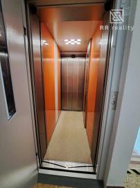 Komplet prerobený 85m2 4 izbový byt Košice Dargovských Hrdinov