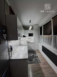 Komplet prerobený 85m2 4 izbový byt Košice Dargovských Hrdinov