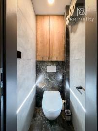 Zariadený luxusný 3-izbový byt po kompletnej rekonštrukcii