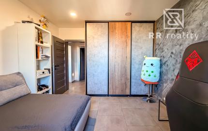 Zariadený luxusný 3-izbový byt po kompletnej rekonštrukcii