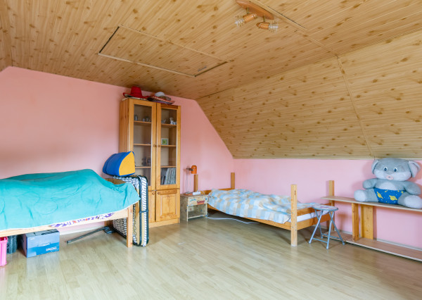 PREDANÉ - Záhrada s murovanou chatkou - Košické Oľšany