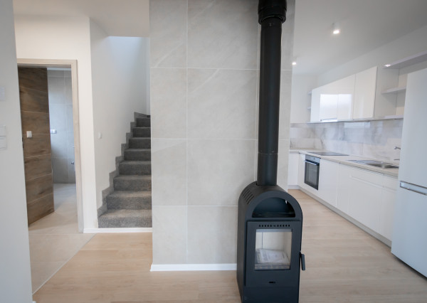 PREDANÉ - Zariadená a skolaudovaná novostavba, Kendice