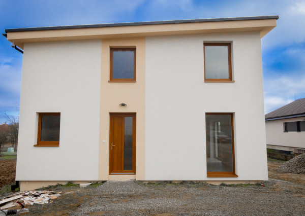 PREDANÉ - Zariadená a skolaudovaná novostavba, Kendice