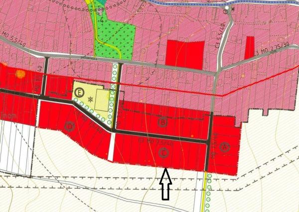 PREDANÉ - Pozemok zahrnutý v územnom pláne na RD, Vyšná Myšľa 2842m2