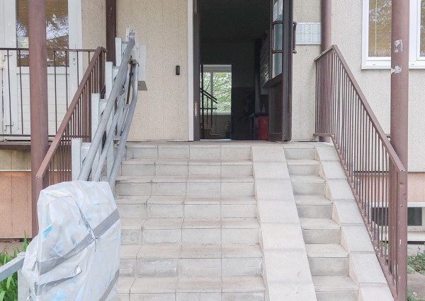 PREDANÉ 1,5 izbový byt po kompletnej rekonštrukcii