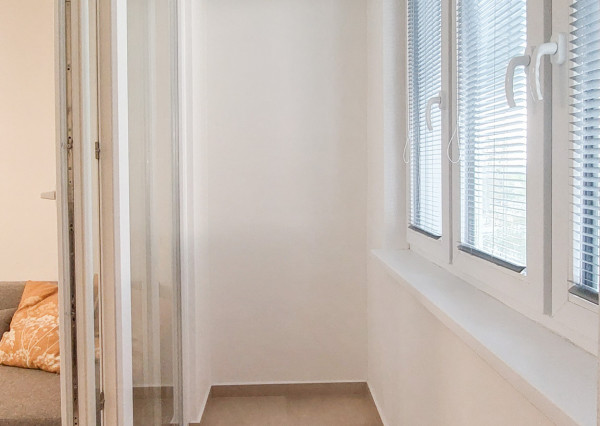 PREDANÉ 1,5 izbový byt po kompletnej rekonštrukcii