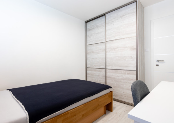 PREDANÉ 1,5 izbový byt po kompletnej rekonštrukcii