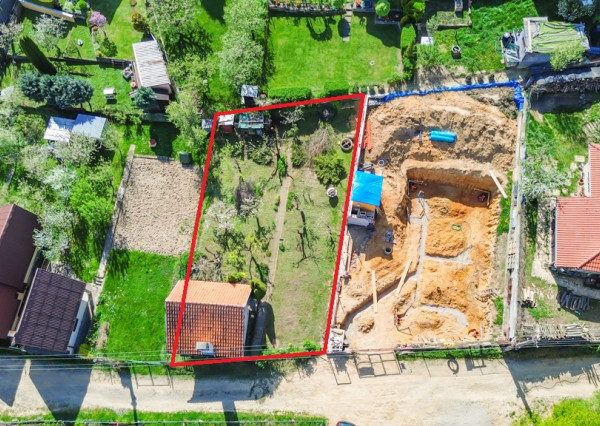 Chata v Baške len 6km od KE, pozemok s IS aj na výstavbu RD