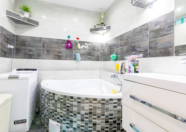 PREDANÉ - 3izbový byt 55m2+6m loggia, Terasa