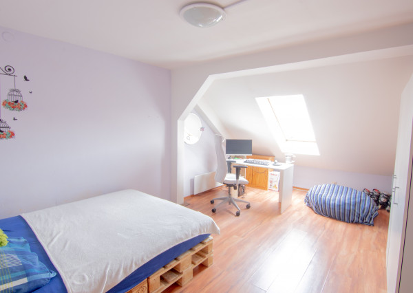 PREDANÉ - 4-izbový mezonet s terasou 128m2, centrum (Mäsiarska ul.)