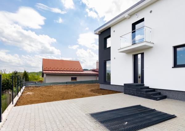 PREDANÉ - NOVOSTAVBA na kľúč - nadštandard, Fintice