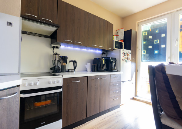 PREDANÉ - 2i byt 50m2 + loggia, Kysucké Nové Mesto - Kamence