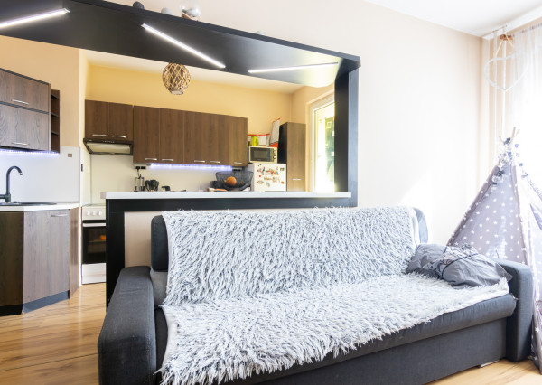 PREDANÉ - 2i byt 50m2 + loggia, Kysucké Nové Mesto - Kamence