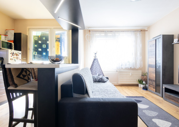 PREDANÉ - 2i byt 50m2 + loggia, Kysucké Nové Mesto - Kamence