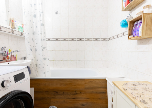 PREDANÉ - 2i byt 50m2 + loggia, Kysucké Nové Mesto - Kamence