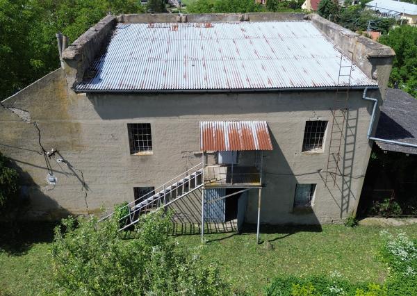 PREDANÉ - Nižná Myšľa pozemok 2664m2, budovy s úžitkovou výmerou 600m2