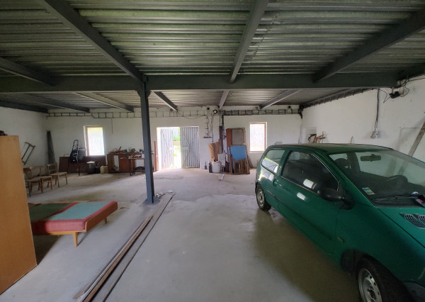 PREDANÉ - Nižná Myšľa pozemok 2664m2, budovy s úžitkovou výmerou 600m2