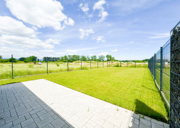 Skolaudovaná novostavba 2-podlažného RD 140m2, všetky IS