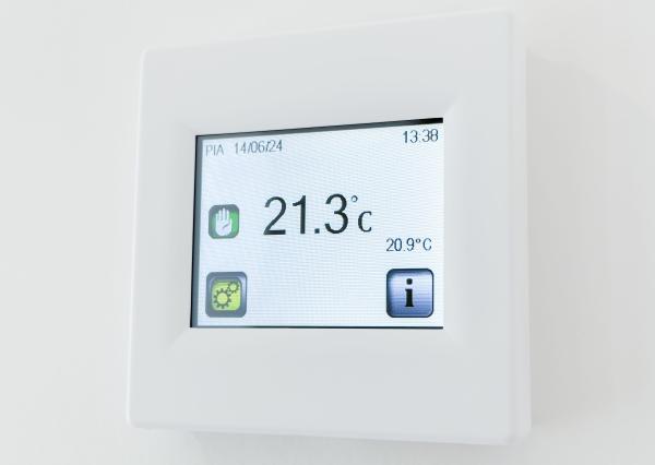 Skolaudovaná novostavba 2-podlažného RD 140m2, všetky IS