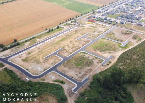 VÝCHODNÉ MOKRANCE, inžinierske siete už postavené I42, 672m2