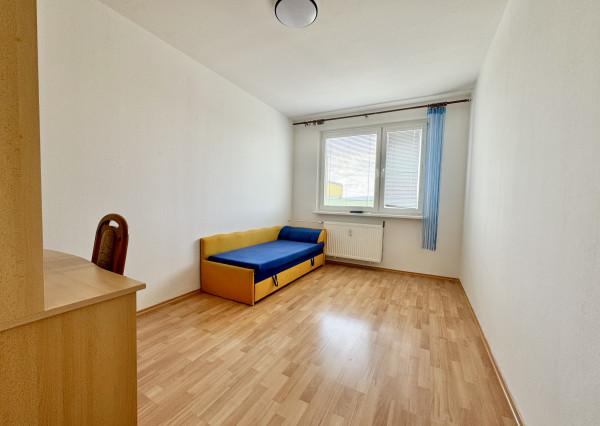 NA PRENÁJOM 3izbový byt Dargovských hrdinov