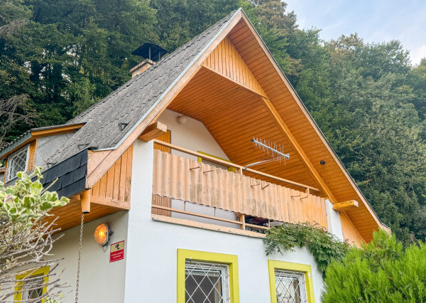 Murovaná chata pod lesom - Kostoľany nad Hornádom