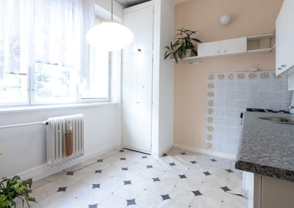 PREDANÉ 3izbový tehlový byt 72m2+9m2 pivnica