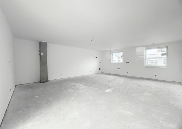 PREDANÉ - Novostavba 4i RD, NOVÉ MOKRANCE, všetky IS, asfaltové cesty