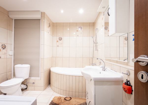 3-izbový pražský byt 71m2 + 6m loggia, MnB - Severná ul.