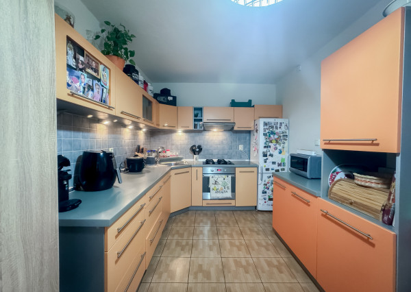 3-izbový pražský byt 71m2 + 6m loggia, MnB - Severná ul.