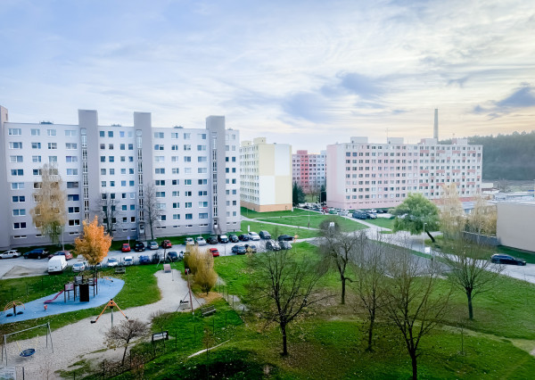 3-izbový pražský byt 71m2 + 6m loggia, MnB - Severná ul.