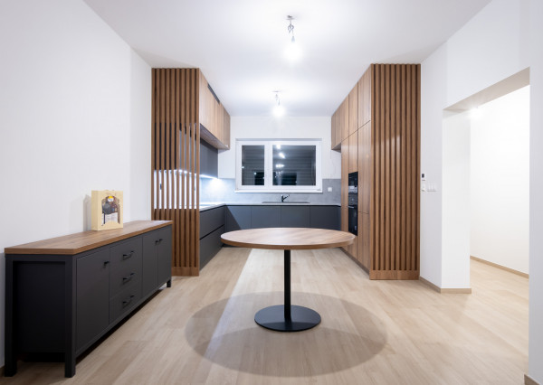 PREDANÉ - zariadený tehlový rodinný dom NOVÉ MOKRANCE